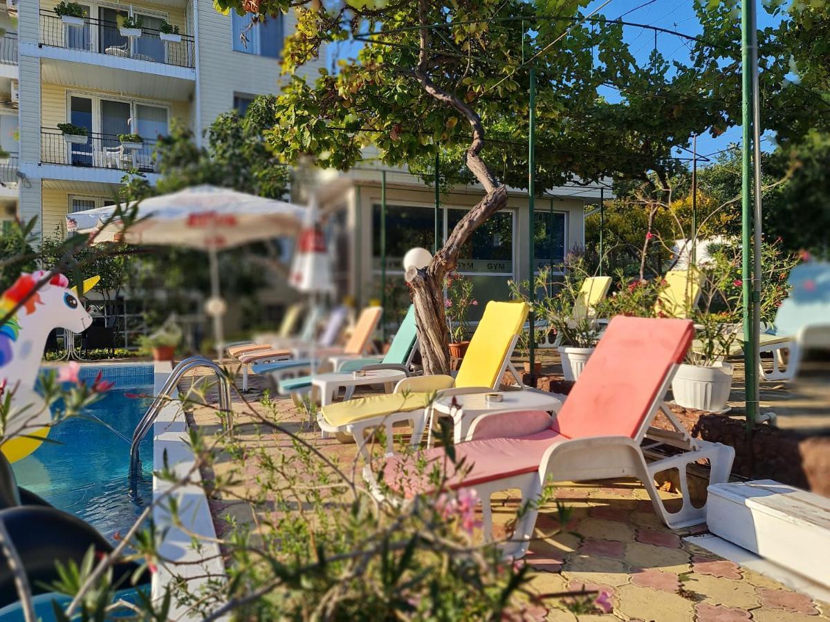 Hotel Rai Obrochishte Exteriér fotografie